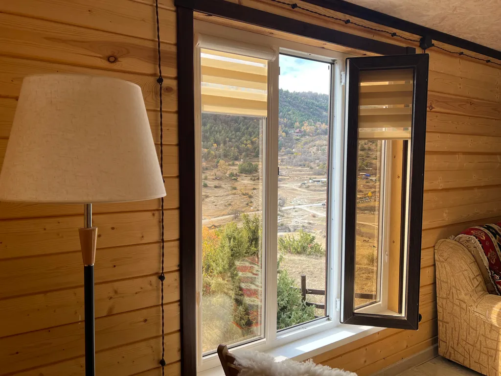 Домик на солнечном холмике Гуниба