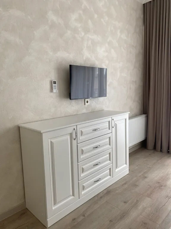 Двухкомнатная квартира с балконом в центре города