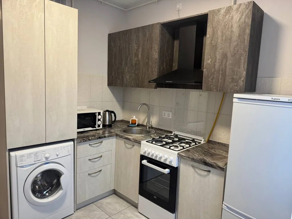 Квартира Уютная однокомнатная квартира возле жд вокзала — Симферополь