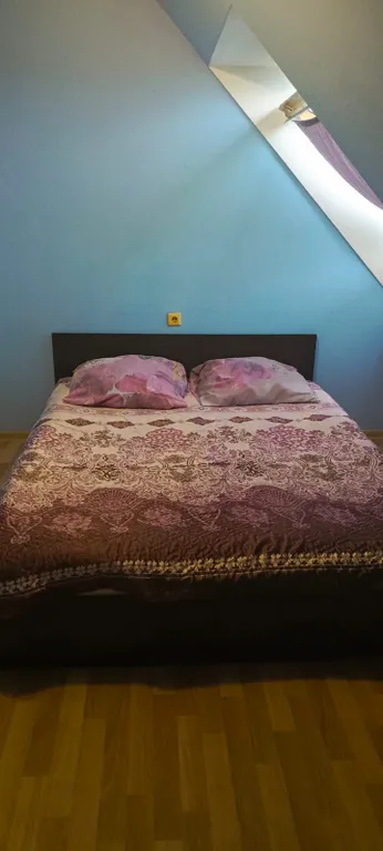 Просторная кв-ра в центральном районе со своей закрытой территорией