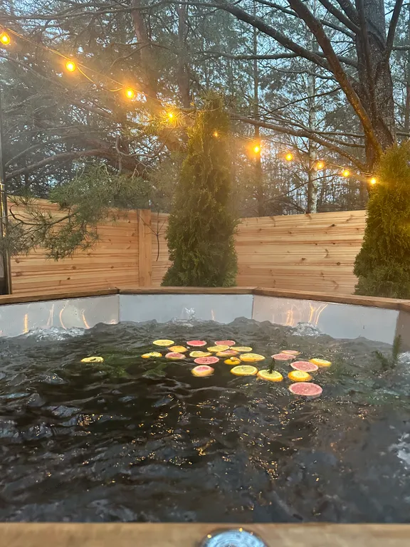 Уютное бунгало в парк-усадьбе Вишня