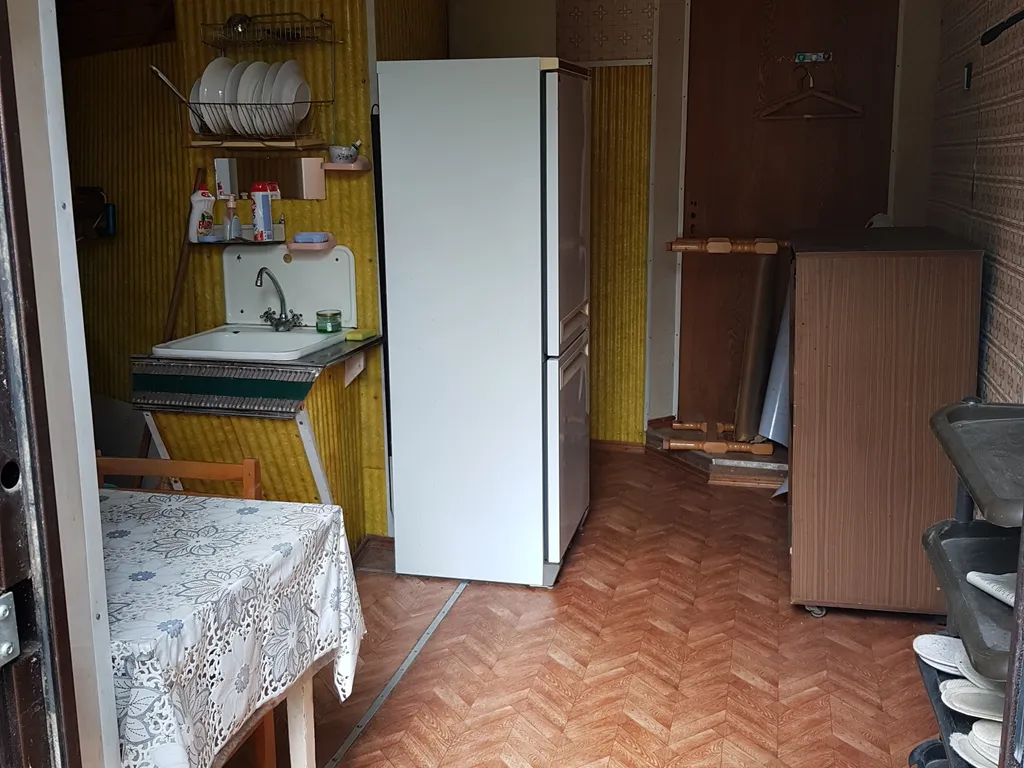 20 метров от площади жд вокзала