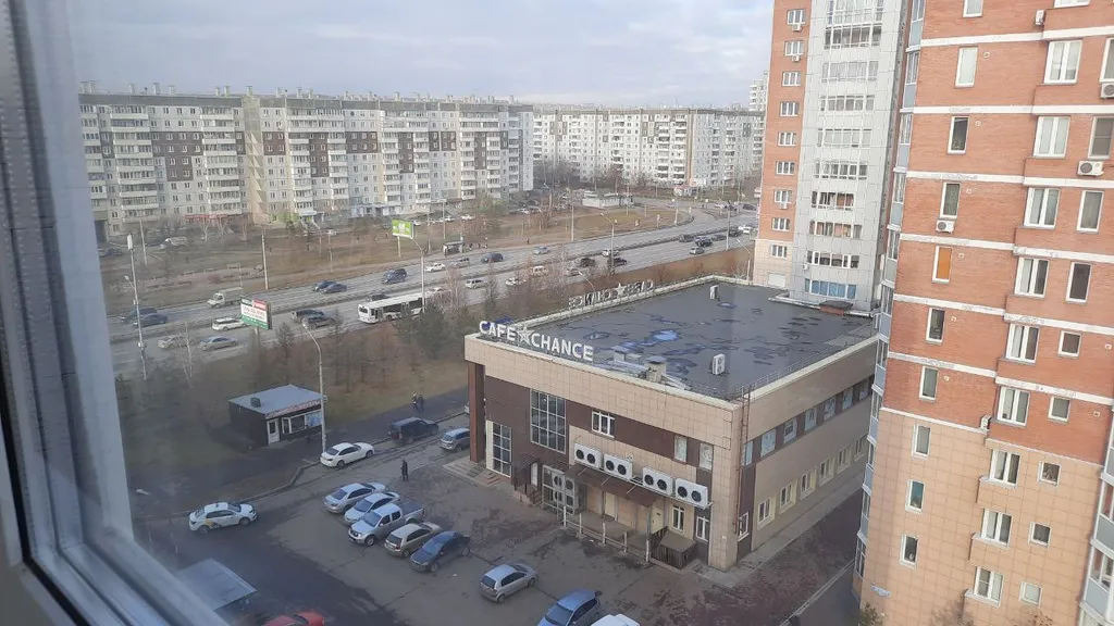 Квартира Светлая и комфортная квартира в микрорайоне северный — Красноярск