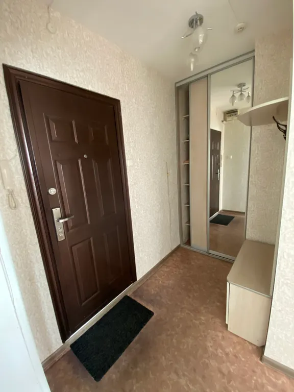 Уютная квартира в районе Изумрудного города