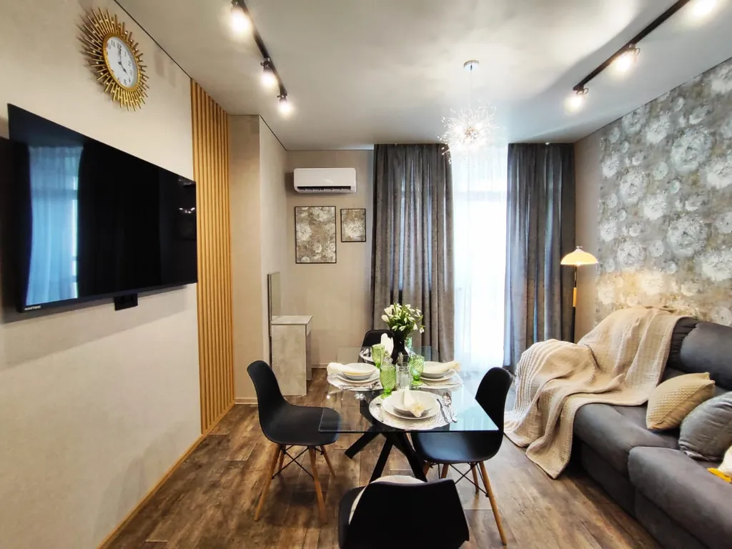 Видовая квартира возле Ж/Д вокзала