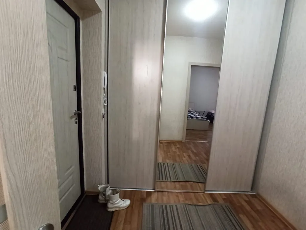 Квартира Квартира вблизи Дворца спорта, Столбы — Красноярск