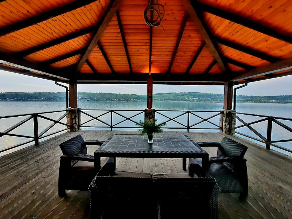 Коттедж на берегу Ангары