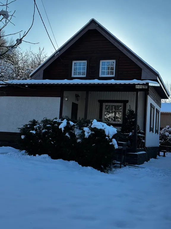 Домик близ Сорочан с баней-бочкой