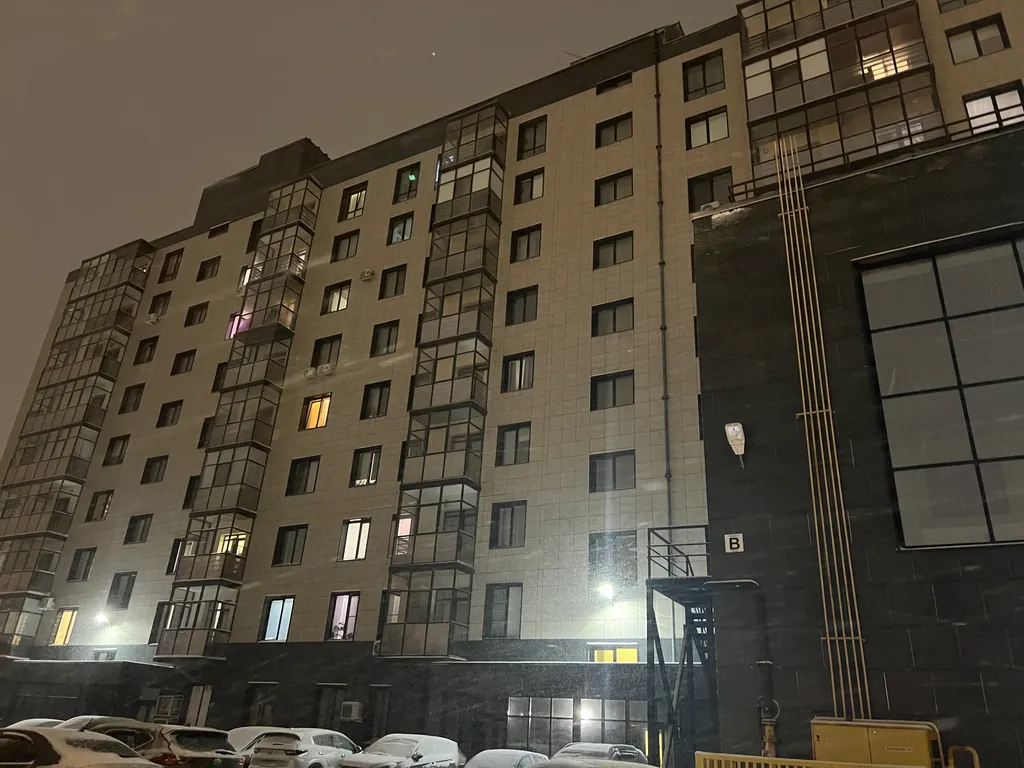 Уютная квартира с новым ремонтом с видом на взлётную полосу