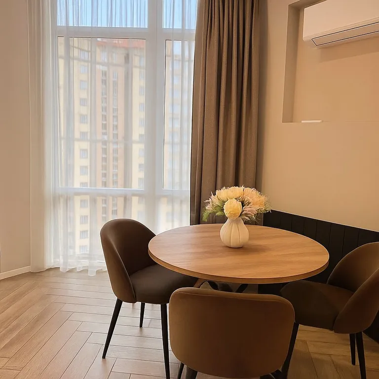 Люкс, до пляжа 1 километр