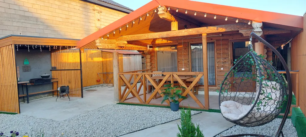 Домик на берегу моря