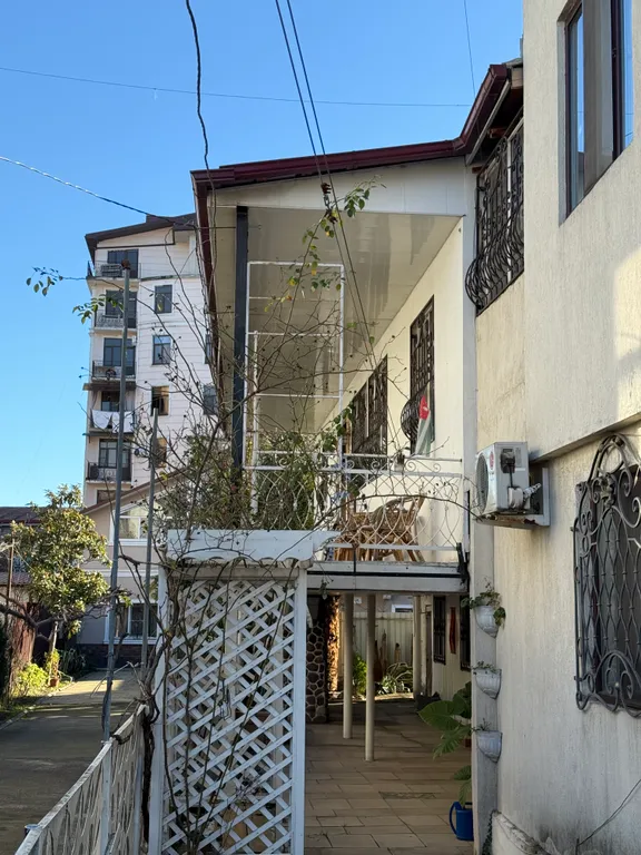 Дом под ключ в самом лучшем районе Сухума