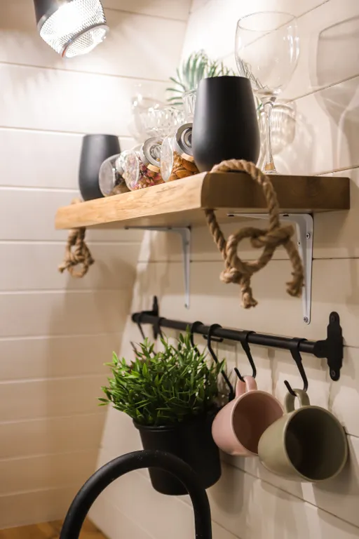 Нескучный треугольный дом Mökki с купелью