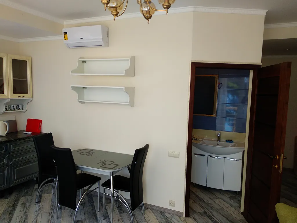 Апартамент с видом на море и отдельной спальней 202