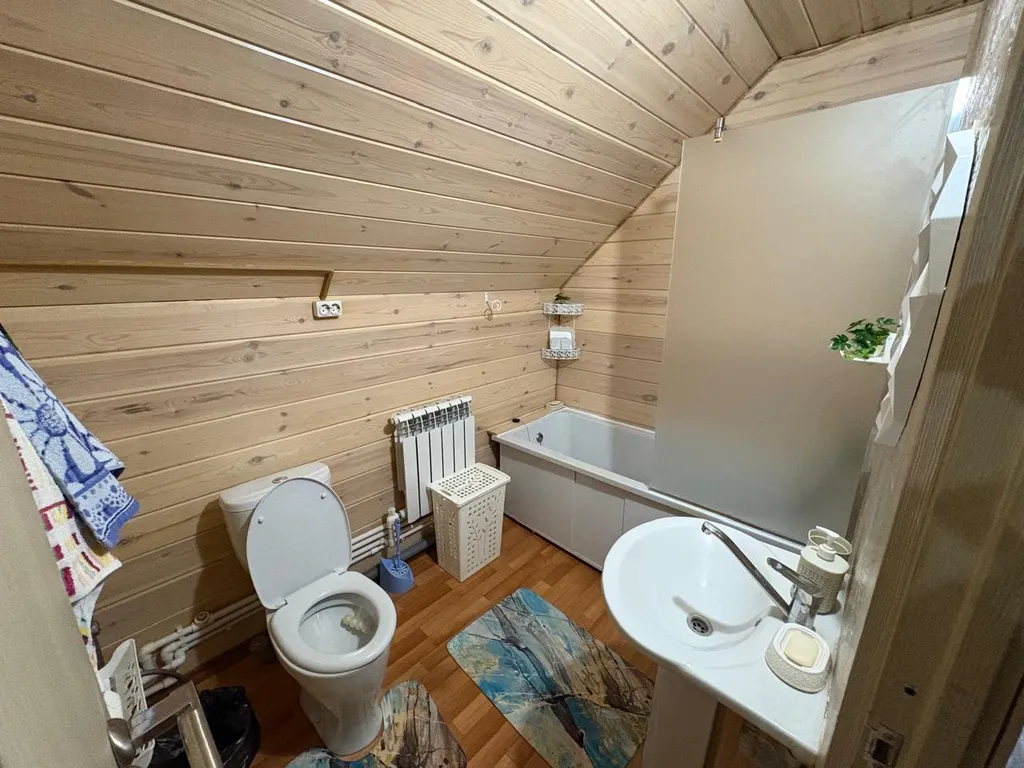 Уютный дом в прибрежной зоне рядом с центром  города