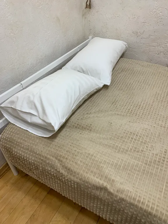 Уютная двухкомнатная квартира в центре Пицунды