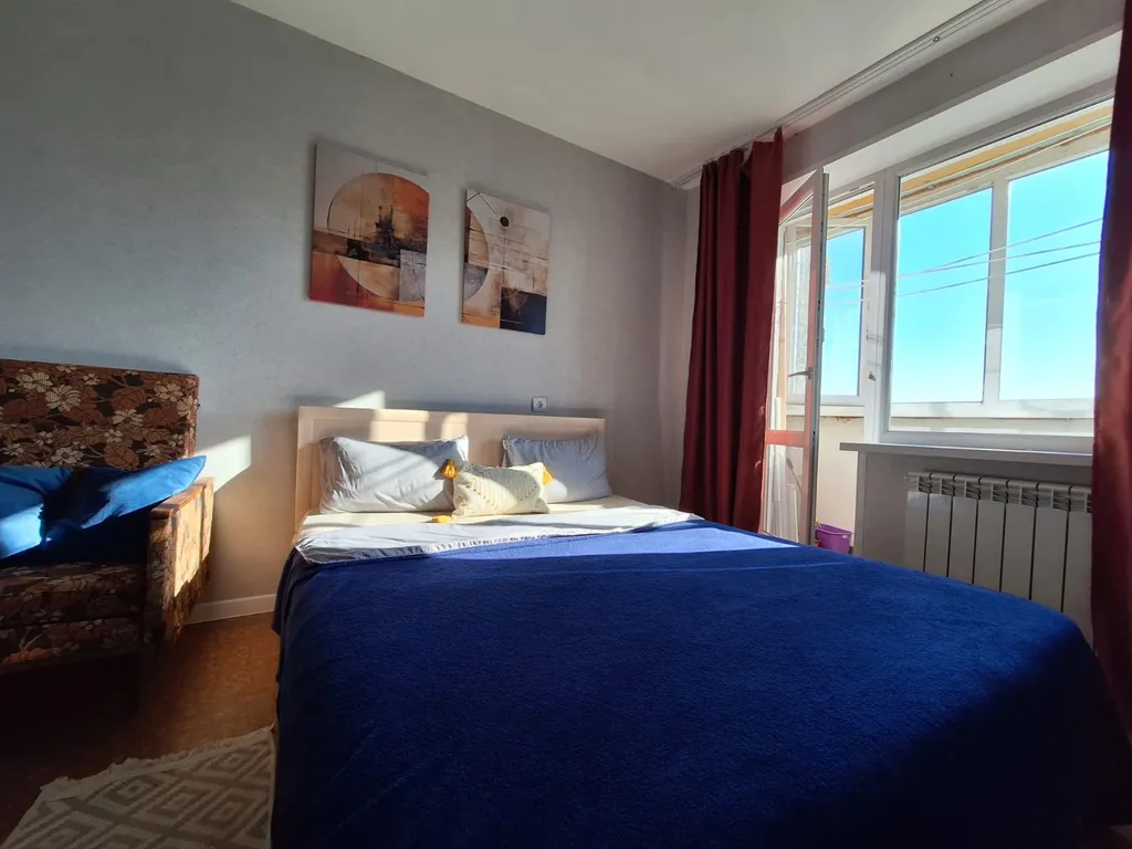 Уютная квартира Версаль около МНТК