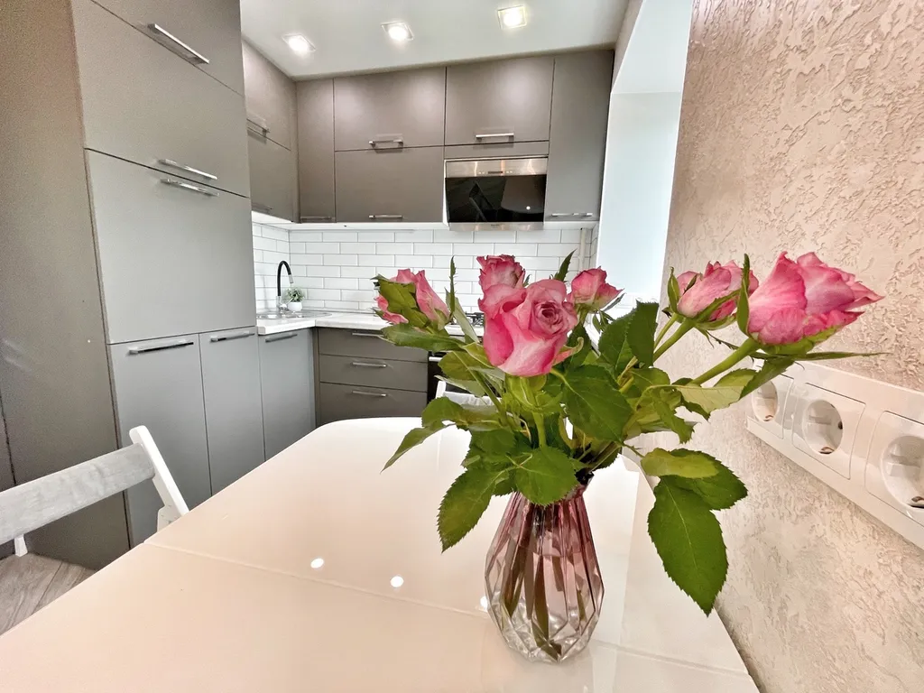 Современная 2-комнатная квартира в тихом центре