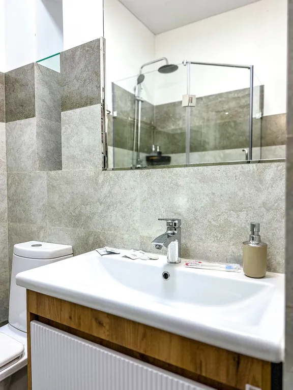 Новая квартира бизнес класса с видом на горы