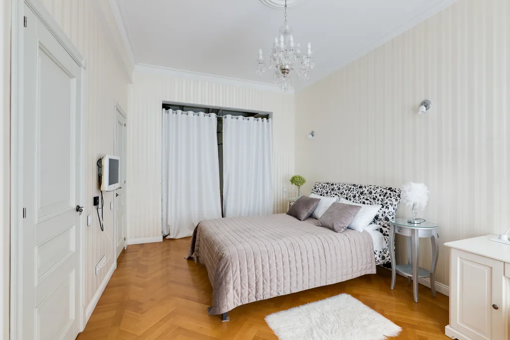 Квартира Великолепная светлая и просторная квартира в историческом доме — Москва