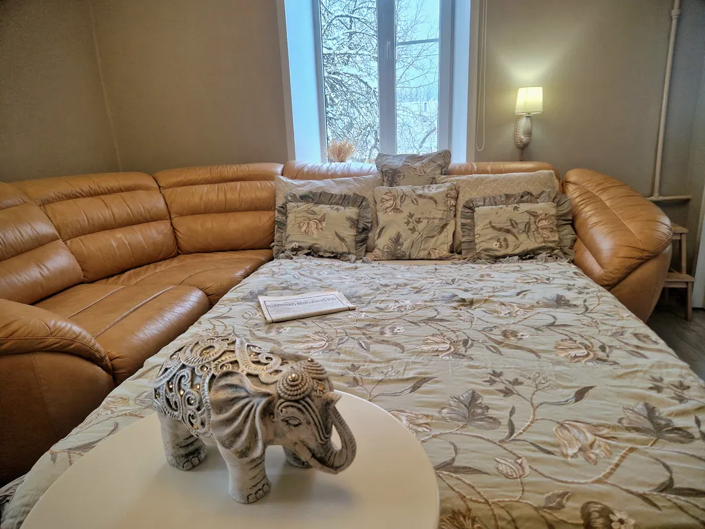 Котильон светская квартира напротив императорского курорта