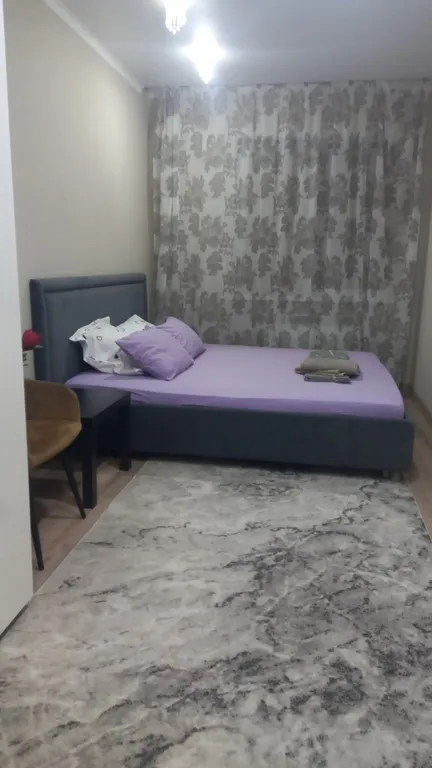 Евротрешка у ЖД вокзал и зоопарка