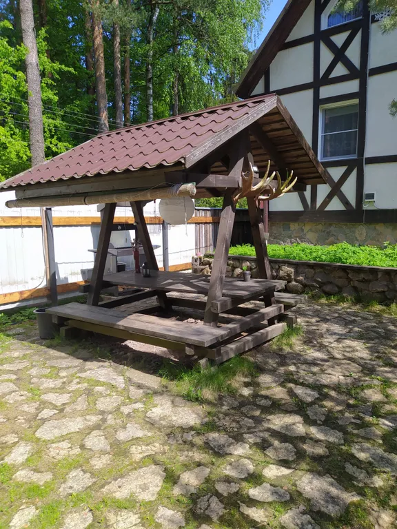 Дом на берегу озера