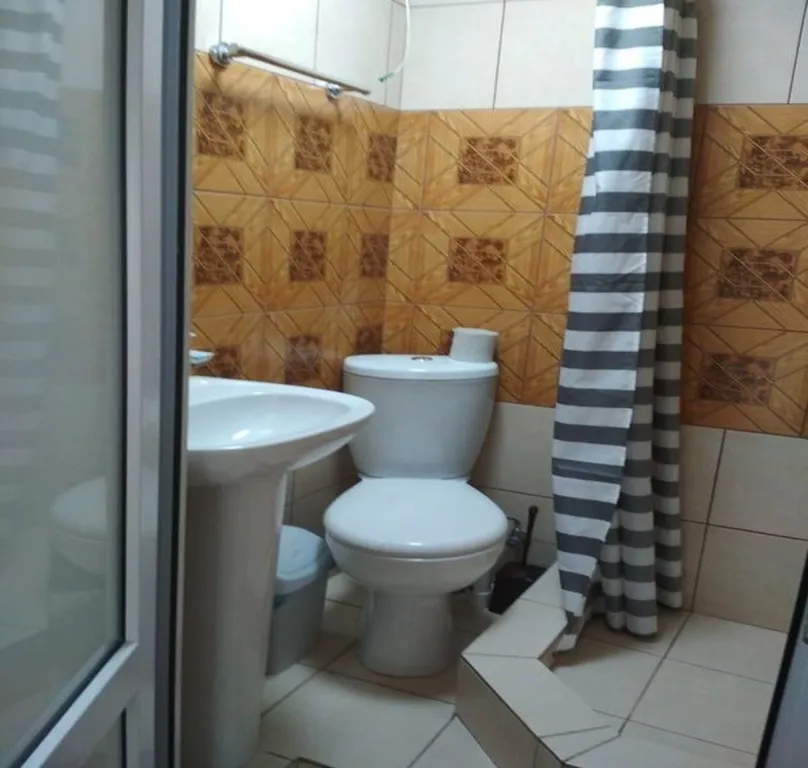 Коттедж 2-комнатный Дом — Евпатория