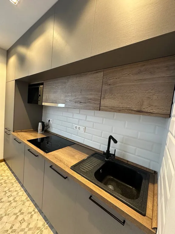 Квартира Студия в лофт стиле с видом на горы около арбата на 9 этаже — Алматы