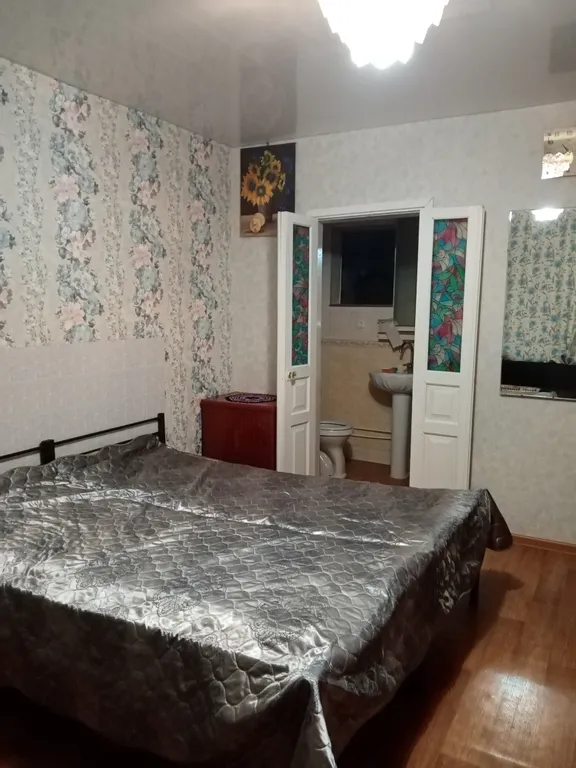 Квартира Уютный номер в частном секторе — аренда посуточно в Ейск