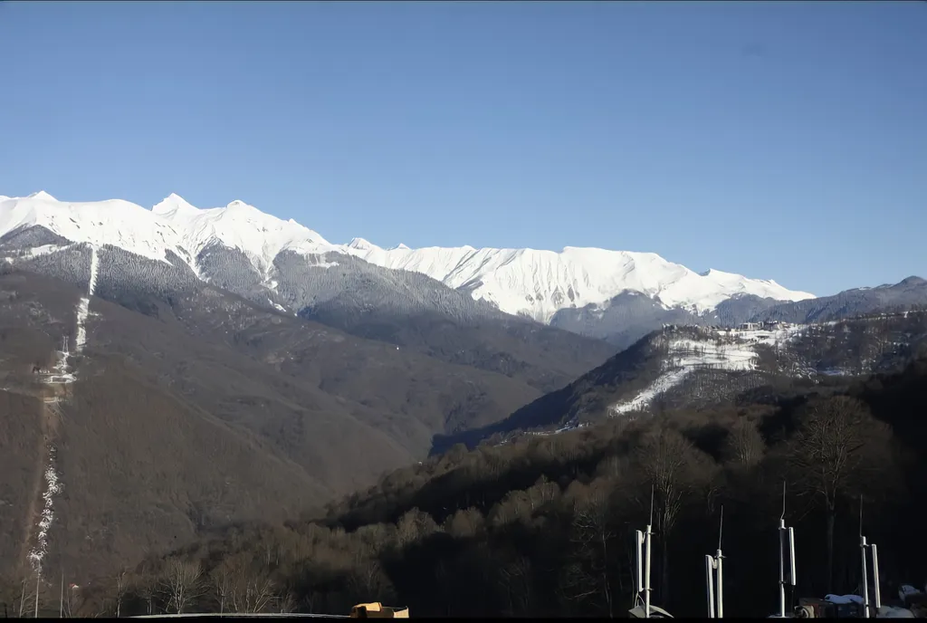 Большие апартаменты с видом на горы