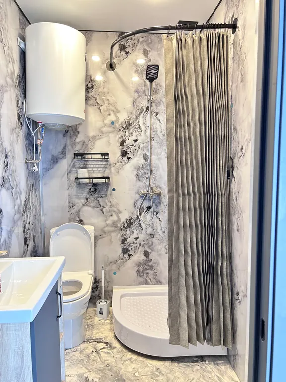 Квартира Комната в центре Сухума, в 200 метрах от моря, с отдельным входом — Сухум