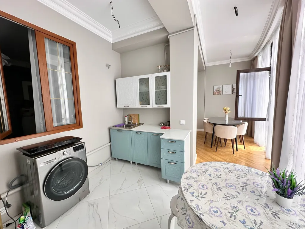 Уютная, светлая, новая квартира с панорамными окнами