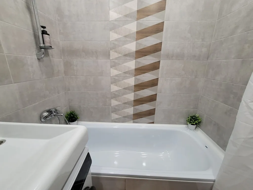 Уютная студия у парка молодежный с видом на реку