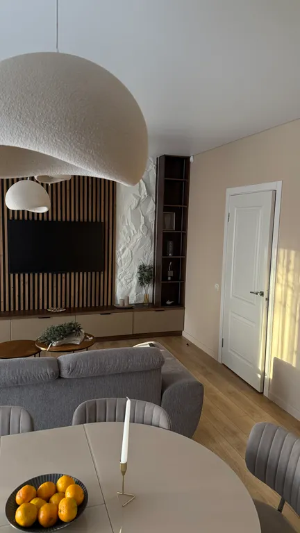 Дом с сауной и террасой а видом на сад