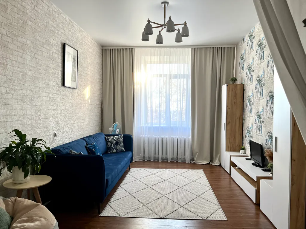 Уютная квартира у вокзала со своей парковкой
