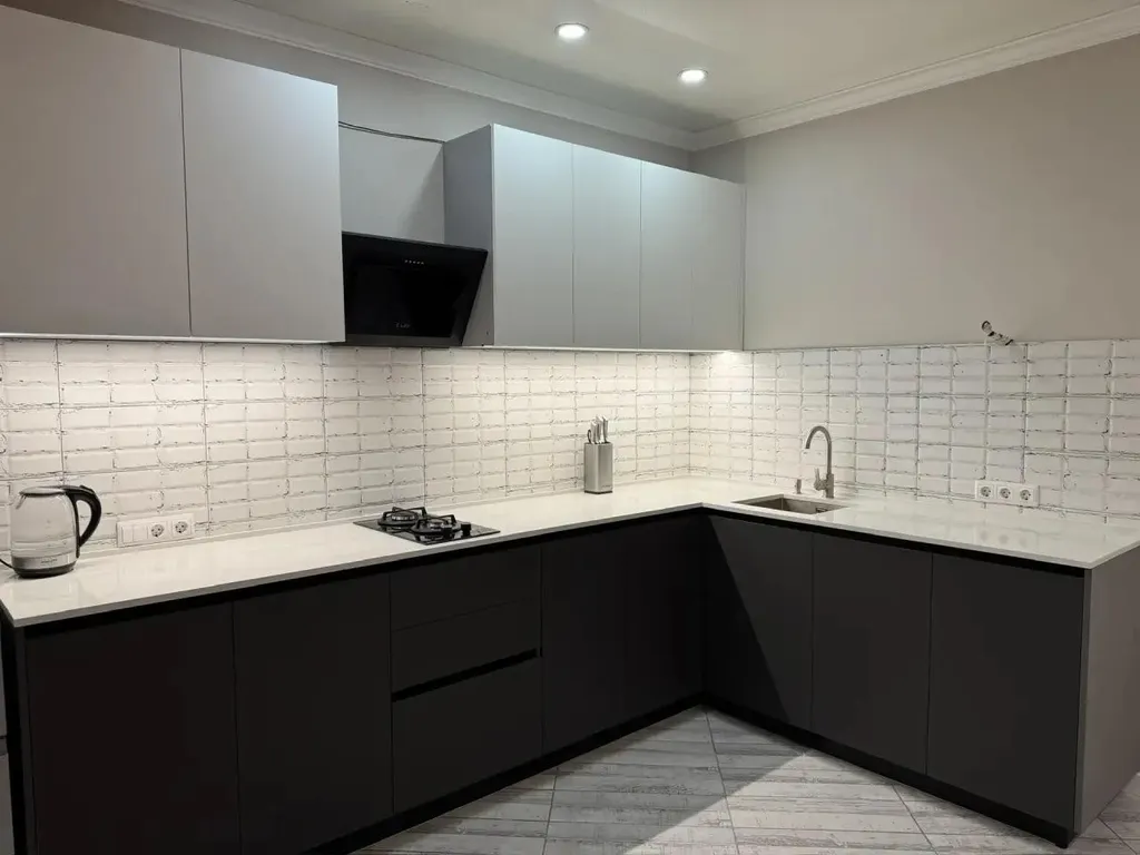 Дом на южной с бассейном