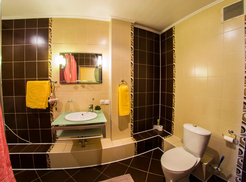 Из окна город как на ладони