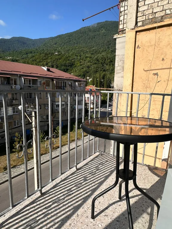 Квартира Однокомнатная квартира в 2 минутах от моря — Гагра