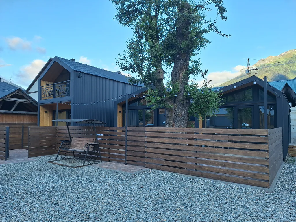 Коттедж Домик с видом на горы — Архыз