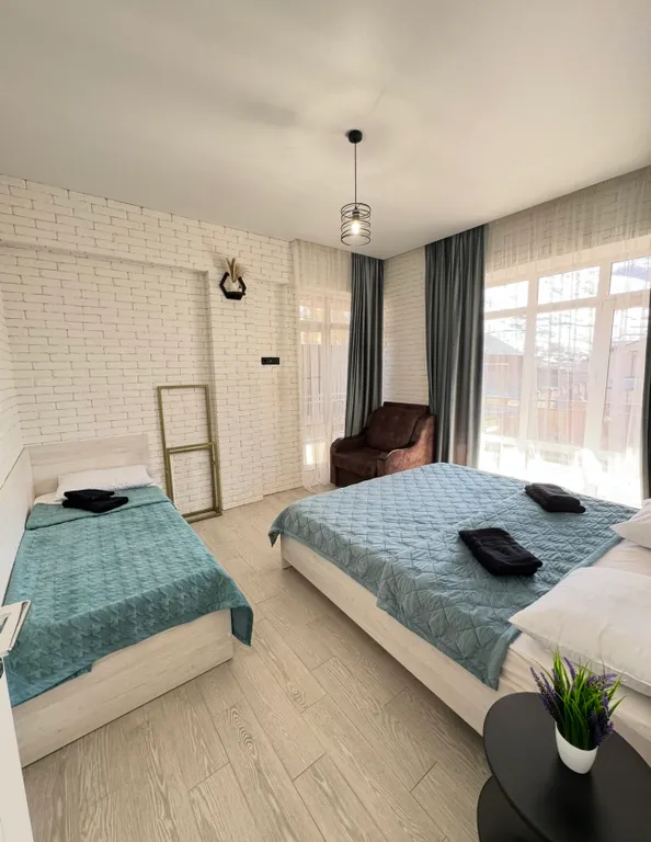 Уютный дом среди гор с джакузи