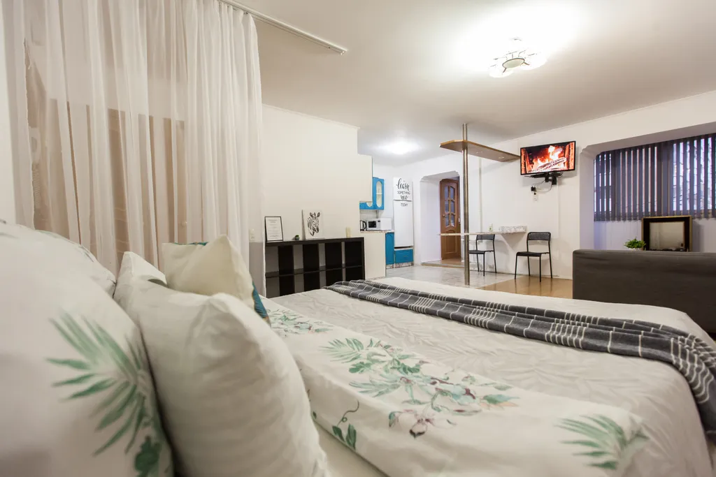 Квартира Квартира Большая студия в центре рядом с набережной — Самара