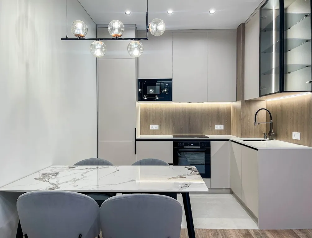 Vip в центре, новый дом, парковка, шлагбаум, окна двор, престижный р-н