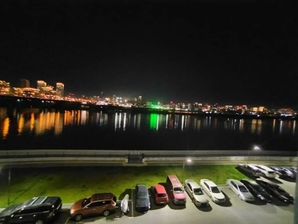 Квартира Современная квартира, 3 минуты пешком до Аквапарка — Новосибирск