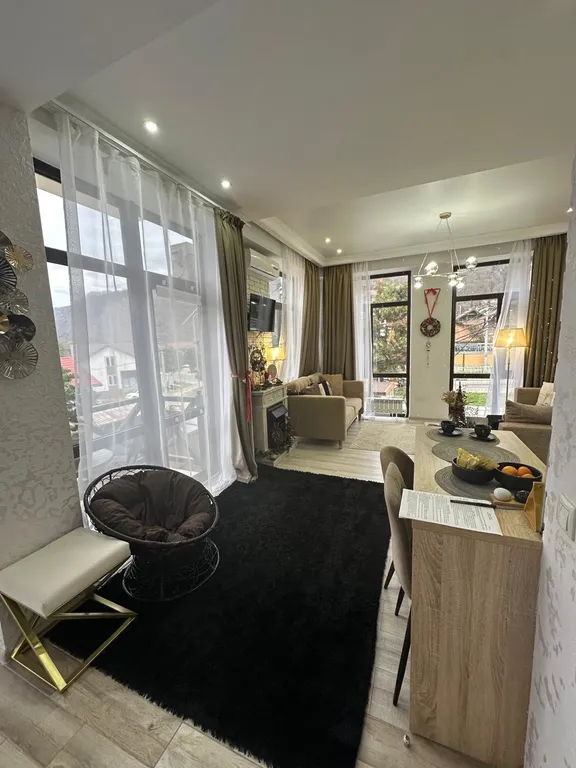 Солнечная стильная студия в горах Красной Поляны