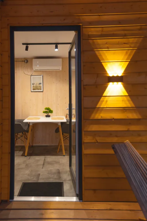 Коттедж с бассейном