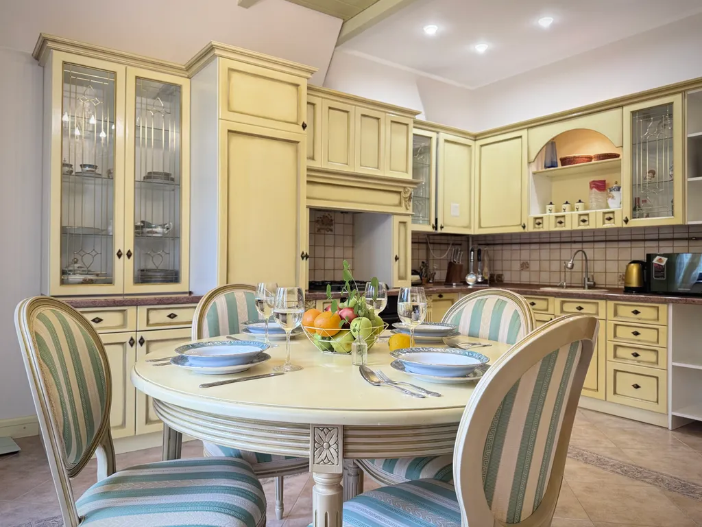 Квартира 3-к квартира в Светлогорске возле Тихого озера — Светлогорск