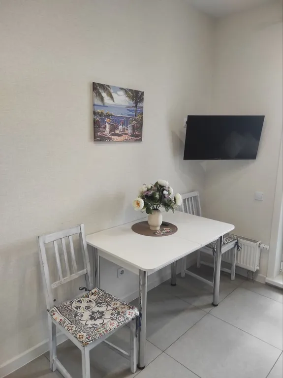 Счастливая матрешка стильная двушка у реки соломбала