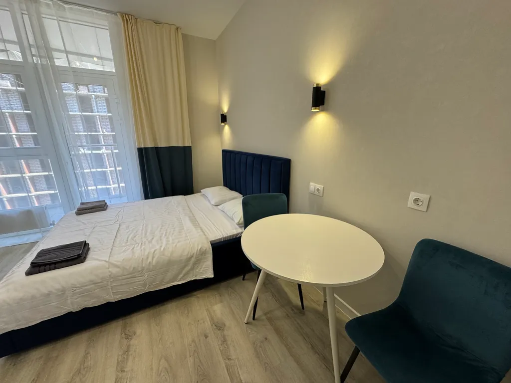 Апартамент с балконом