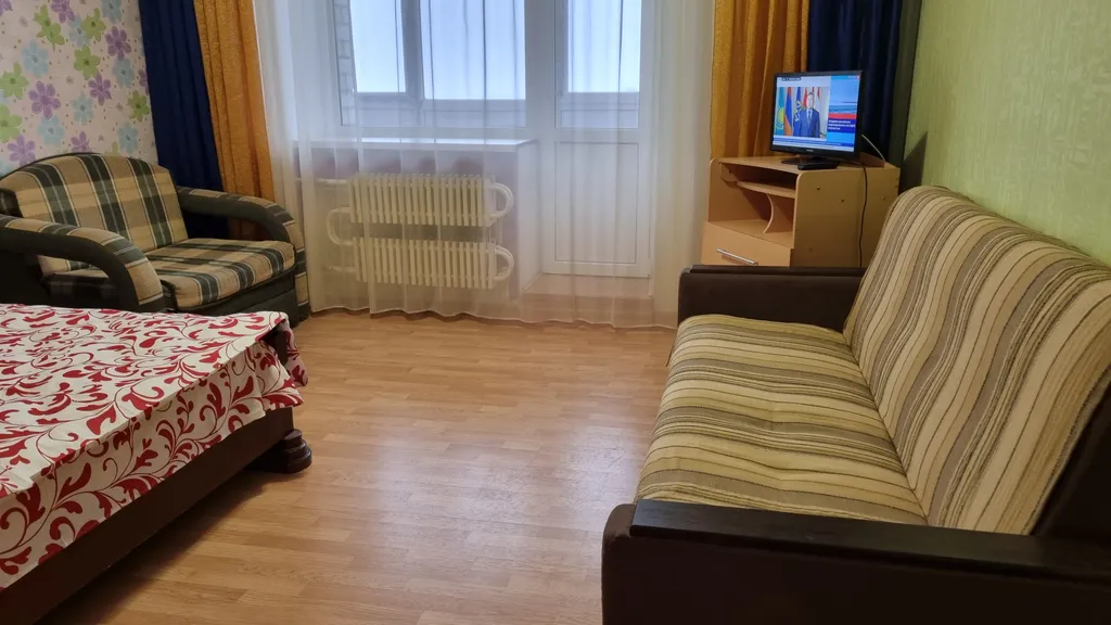 Большая двушка напротив ТРК МегаГринн